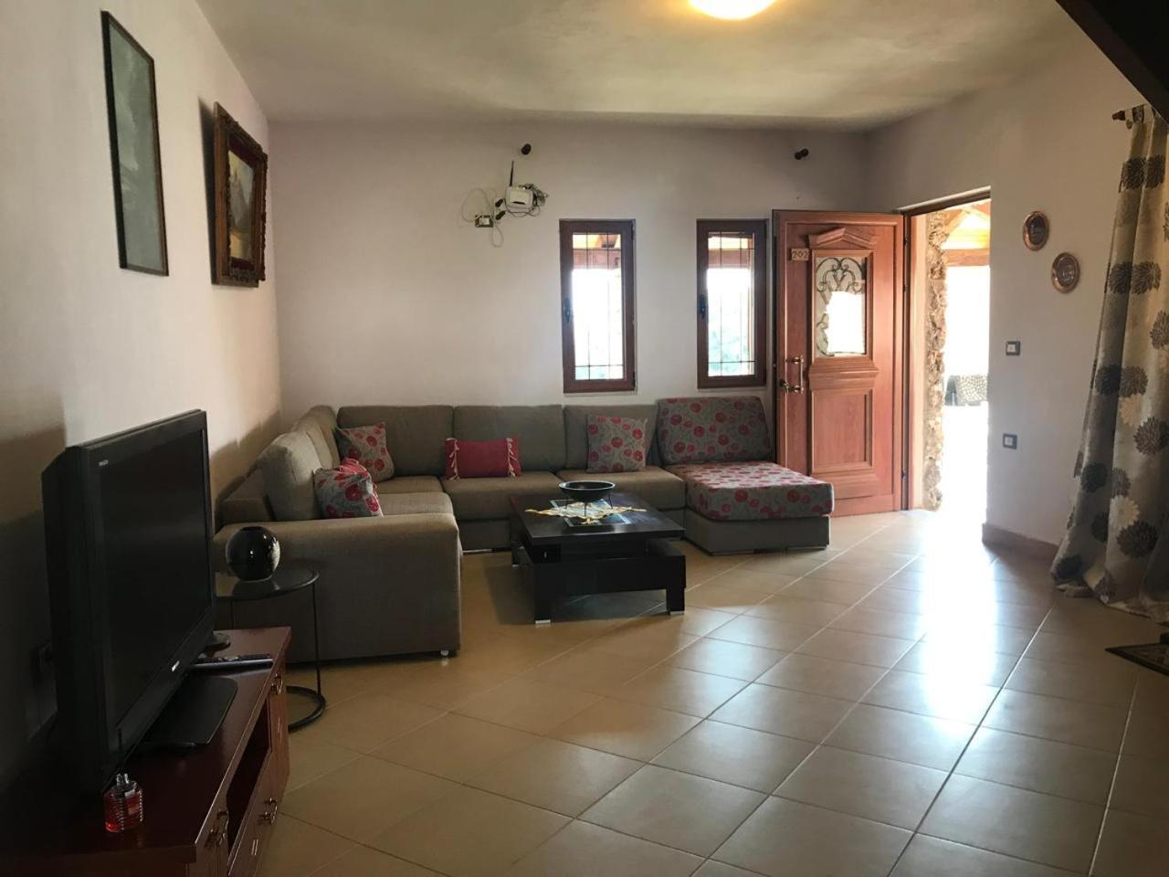 Villa Kolonja Ksamil Bagian luar foto